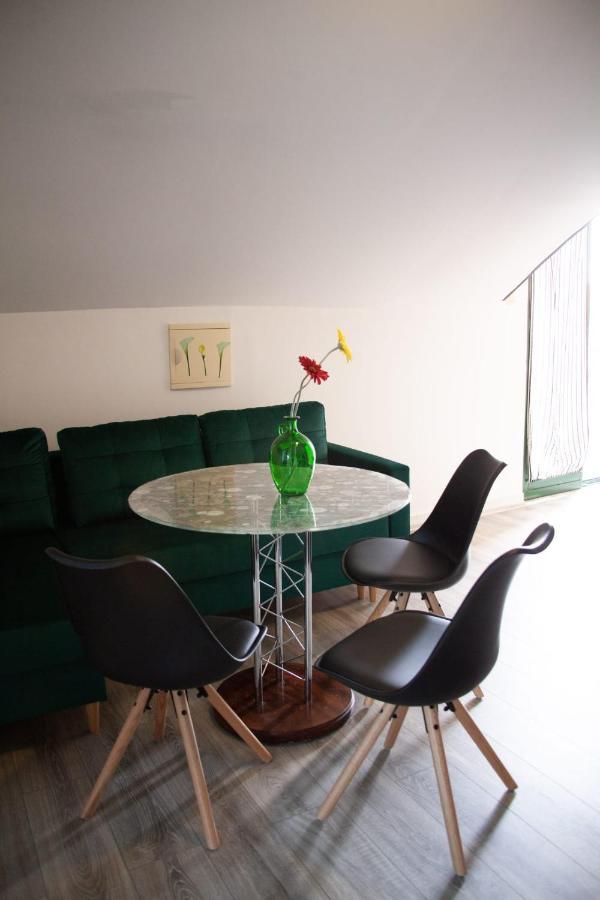 Amber In The Centar Apartment Kastela Ngoại thất bức ảnh